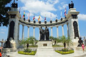 12 Lugares Turísticos de Guayaquil