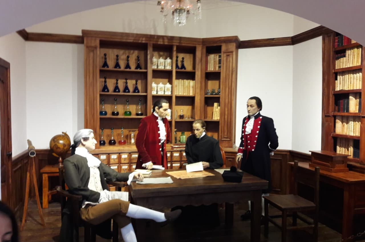 Museo Alberto Mena Caamaño (Museo de Cera)