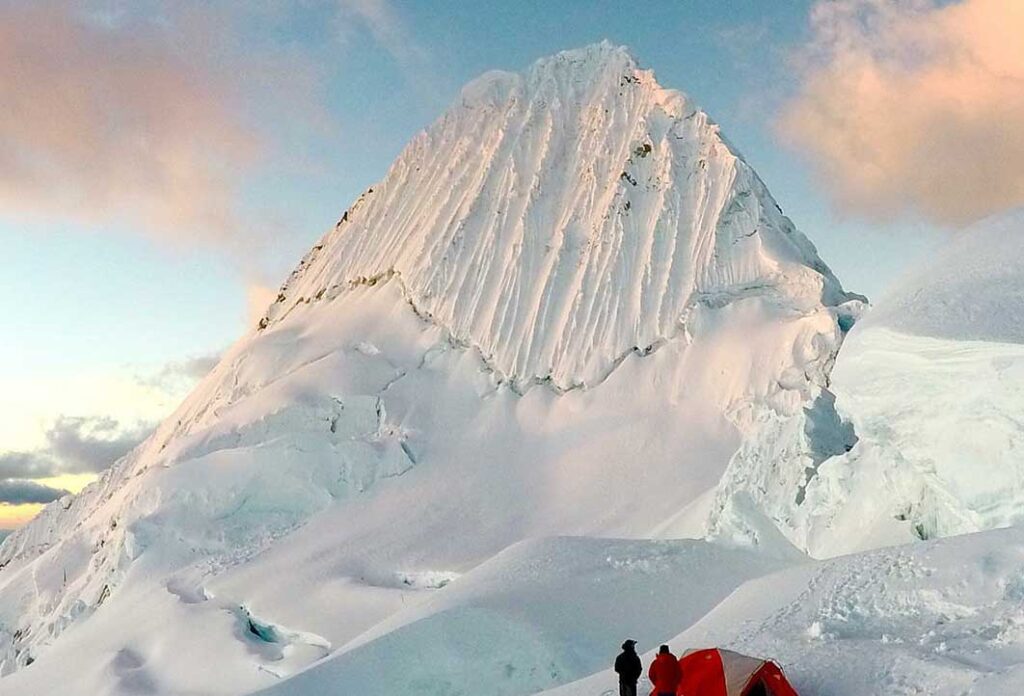 Nevado Alpamayo